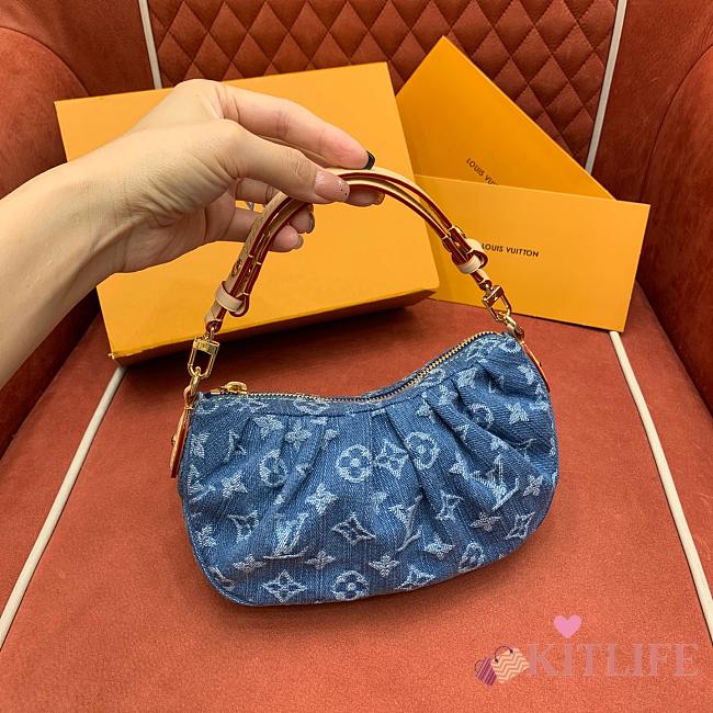 Kitlife Louis Vuitton Pochette Valley Bag Blue Denim M13571 21x15x7cm - 1