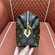 Kitlife Louis Vuitton Cosmetic Pouch GM Monogram Coated Canvas 27x18x9cm  - 2