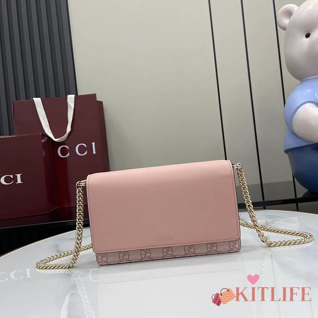 Kitlife Gucci GG Emblem Wallet On Chain Light Pink 826720 20x13x4cm - 1