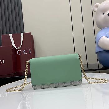 Kitlife Gucci GG Emblem Wallet On Chain Sage Green 826720 20x13x4cm