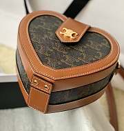 Kitlife Celine Triomphe Heart Tambour Shoulder Bag Tan 198212 15x12x7cm - 6