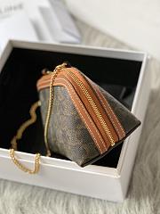 Kitlife Celine Monogram Shell Bag Tan 10E382 16x11x8cm - 4