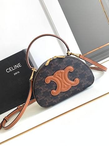 Kitlife Celine Half Moon Case Cuir Bag in Triomphe Canvas and Calfskin 18x12.5x6cm