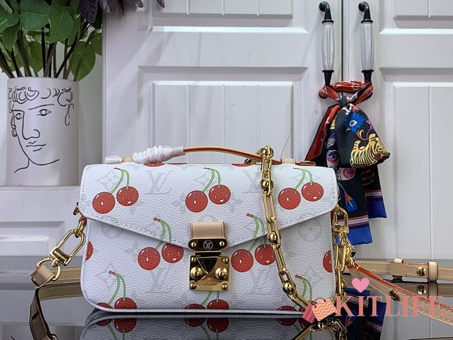Kitlife Louis Vuitton x TM Pochette Métis East West White Cherey Monogram Canvas M14231 13.5x6x21.5cm - 1