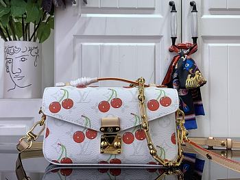 Kitlife Louis Vuitton x TM Pochette Métis East West White Cherey Monogram Canvas M14231 13.5x6x21.5cm