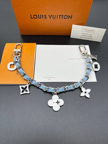 Kitlife Louis Vuitton Four-leaf Clover Blue Denim Chain Pendant Gold Buckle