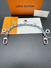 Kitlife Louis Vuitton Four-leaf Clover Blue Denim Chain Pendant Gold Buckle - 3