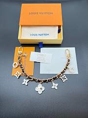 Kitlife Louis Vuitton Four-leaf Brown Denim Chain Pendant Gold Buckle - 1