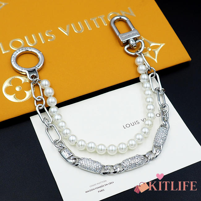 Kitlife Louis Vuitton Pearl and Diamond Double-layer Chain Silver Buckle - 1
