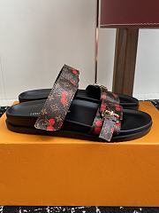 Kitlife Louis Vuitton x TM Bom Dia Flat Comfort Mule Cherry Brown - 2