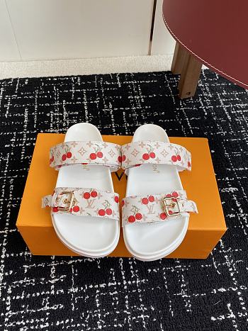 Kitlife Louis Vuitton x TM Bom Dia Flat Comfort Mule Cherry White