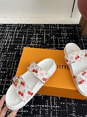 Kitlife Louis Vuitton x TM Bom Dia Flat Comfort Mule Cherry White - 4