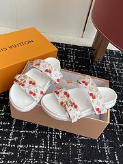 Kitlife Louis Vuitton x TM Bom Dia Flat Comfort Mule Cherry White - 2