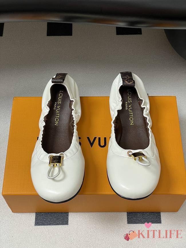 Kitlife Louis Vuitton 25S Nolita Ballet Flat Shoes White - 1