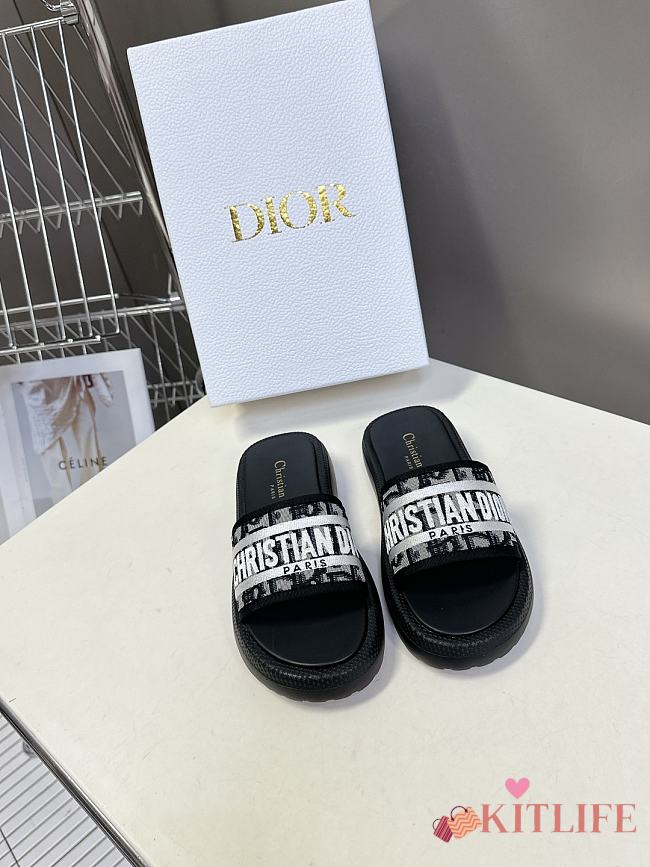 Kitlife Dior Embroidered Logo Monogram Fabric Slippers Black  - 1