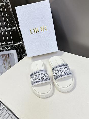 Kitlife Dior Embroidered Logo Monogram Fabric Slippers White