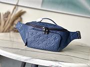 Kitlife Louis Vuitton Rush Waist Bag Dark Blue M25227 30x15x8cm - 1