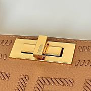 Kitlife Fendi Peekaboo Soft Medium Handbag Brown 33x10x25cm - 2