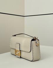 Kitlife Fendi Baguette Selleria Bag in Cream 28x6.5x15cm - 2