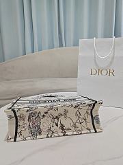 Kitlife Dior Beige Millefiori Embroidery Medium Book Tote 36x27.5x16.5cm - 4