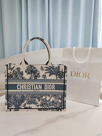 Kitlife Dior White and Blue Palms Jouy Embroidery Medium Book Tote 36x27.5x16.5cm