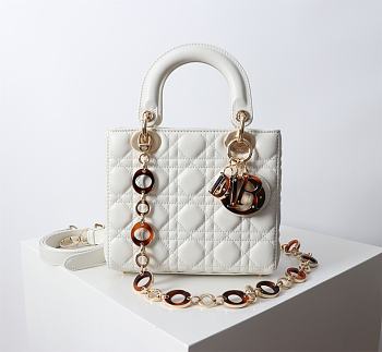 Kitlife Dior Lady Bag White With Gold-plated Metal Chain Strap And Brown O-shaped Design 
