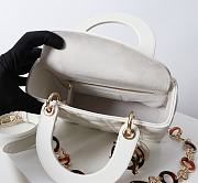 Kitlife Dior Lady Bag White With Gold-plated Metal Chain Strap And Brown O-shaped Design  - 5