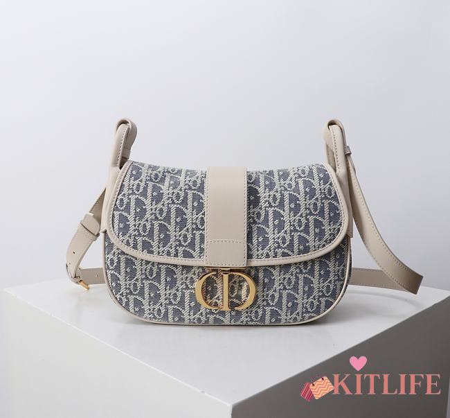 Kitlife Dior Medium 30 Montaigne Satchel Bag Light Blue Oblique Jacquard 24x17x9cm  - 1