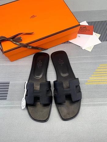 Kitlife Hermes Oran Sandals in Black