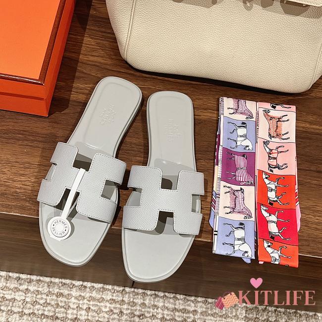 Kitlife Hermes Oran Sandals in White - 1