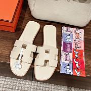 Kitlife Hermes Oran Sandals in Cream - 1
