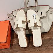 Kitlife Hermes Oran Sandals in Cream - 5