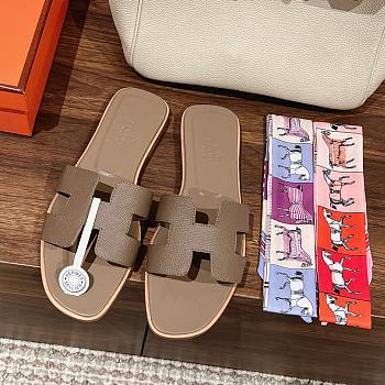Kitlife Hermes Oran Sandals in Grey