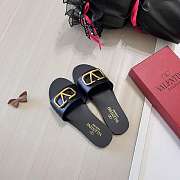 Kitlife Valentino Garavani VLogo Black Leather Slides - 4