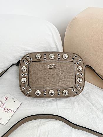 Kitlife Valentino Garavani Nellcôte Crossbody Bag Grey 23x16x6cm