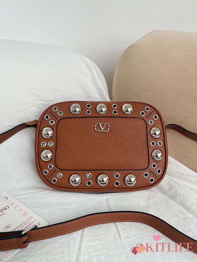 Kitlife Valentino Garavani Nellcôte Crossbody Bag Brown 23x16x6cm - 1