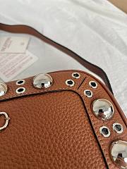 Kitlife Valentino Garavani Nellcôte Crossbody Bag Brown 23x16x6cm - 3