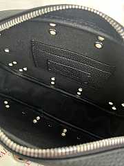 Kitlife Valentino Garavani Nellcôte Crossbody Bag Black 23x16x6cm - 3