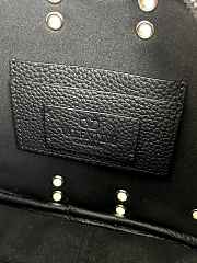 Kitlife Valentino Garavani Nellcôte Crossbody Bag Black 23x16x6cm - 2