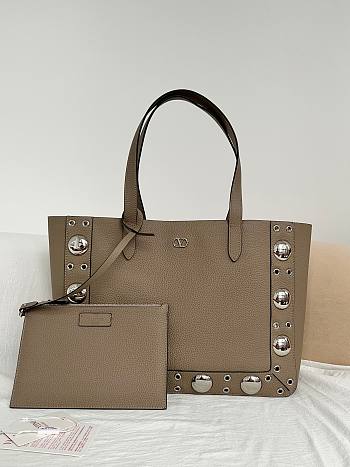 Kitlife Valentino Garavani Nellcôte Medium Shopping Bag In Grey Grainy Calfskin 40x30x13cm