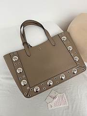 Kitlife Valentino Garavani Nellcôte Medium Shopping Bag In Grey Grainy Calfskin 40x30x13cm - 5