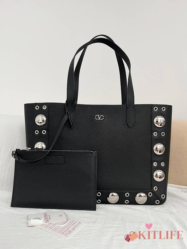 Kitlife Valentino Garavani Nellcôte Medium Shopping Bag In Black Grainy Calfskin 40x30x13cm - 1