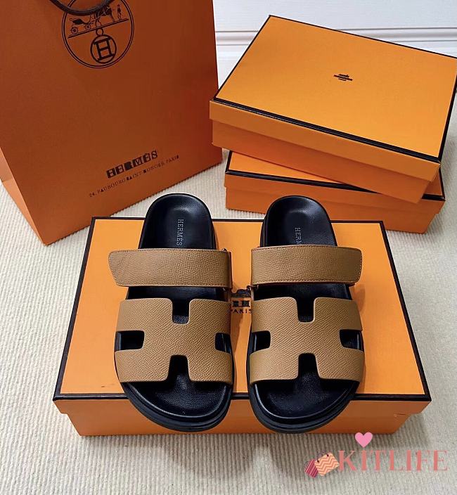 Kitlife Hermes Chypre Sandals Light Brown & Black - 1