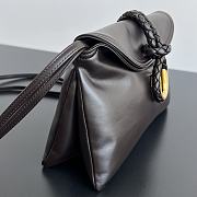Kitlife Bottega Veneta Small Liberta Bag Dark Brown 806030 27.5x16x6cm - 3