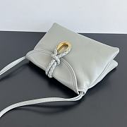 Kitlife Bottega Veneta Small Liberta Bag Grey 806030 27.5x16x6cm - 3