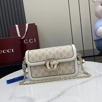Kitlife Gucci Go Shoulder Bag White GG Canvas 826761 21.5x14x9cm