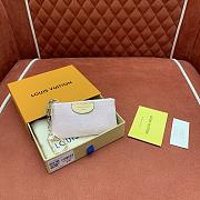 Kitlife Louis Vuitton Key Pouch Pink Monogram Denim M13208 12x7x1.5cm - 6