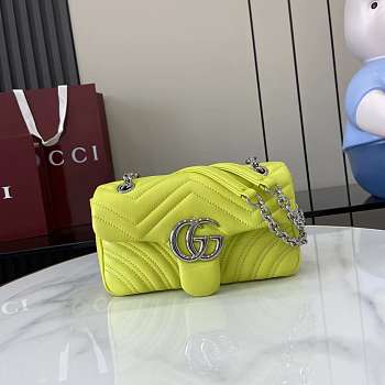 Kitlife Gucci GG Marmont Shoulder Bag Bright Green 826761 21.5x14x9cm 