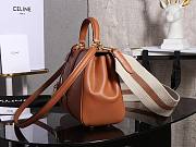 Kitlife C­eli­ne Small Classique 16 Bag Smooth Calfskin Shoulder Bag Brown 197983 23x19x10.5cm - 4