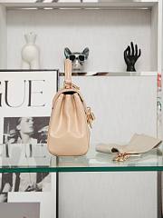 Kitlife C­eli­ne Small Classique 16 Bag Smooth Calfskin Shoulder Bag Beige 197983 23x19x10.5cm - 5